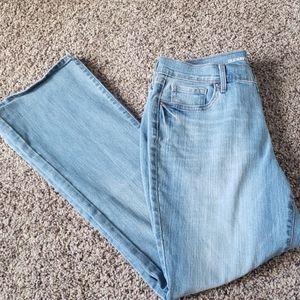 Old navy curvy Jean's